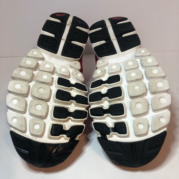 Avia Red Cross Trainers. Red Mesh. Woman’s Size 9. - Picture 6 of 8